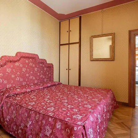 Giglio 2476 Apartment *