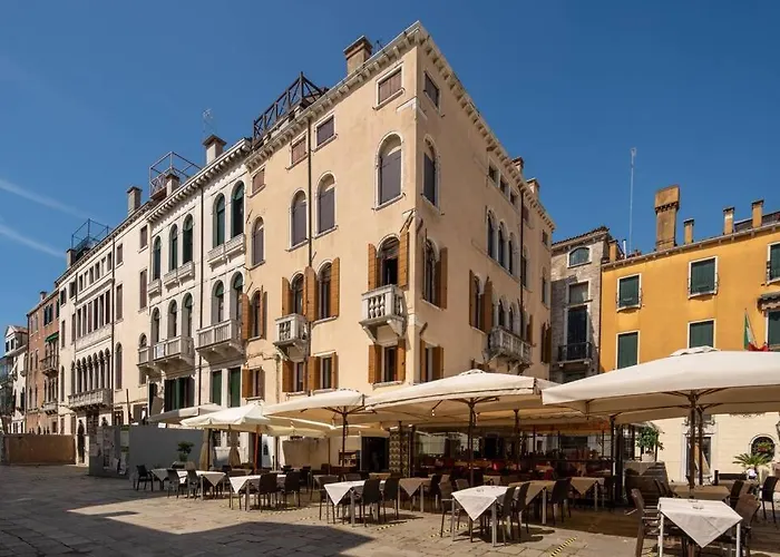 Giglio 2476 Apartment